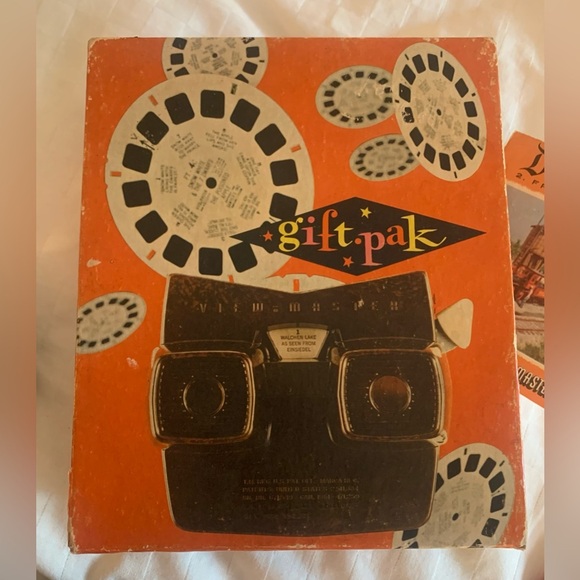Vintage Sawyer's VIEW-MASTER GIFT PACK Box, 4 Reel Packs- 12 Reels Total - Picture 2 of 8